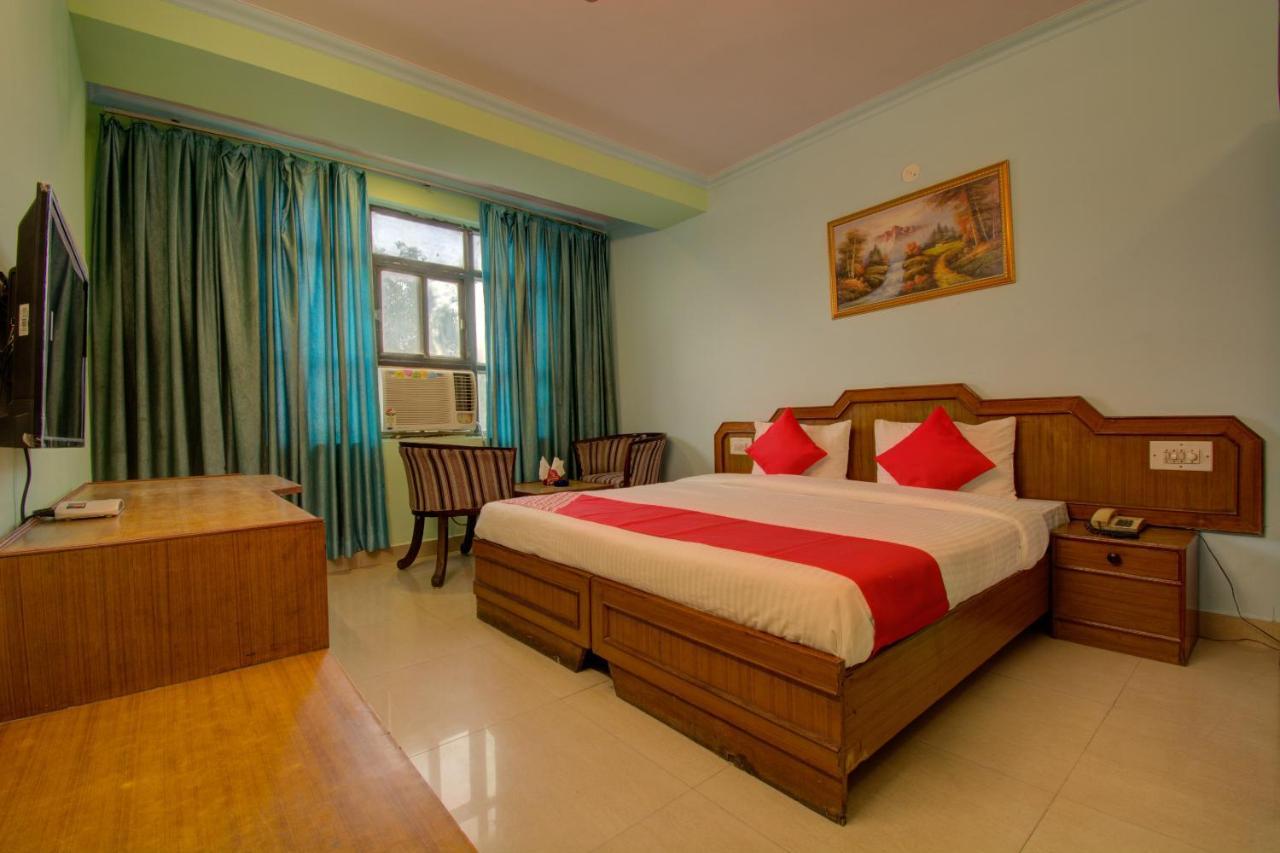 Oyo 16002 Hotel Shaan Dzsaipur Kültér fotó