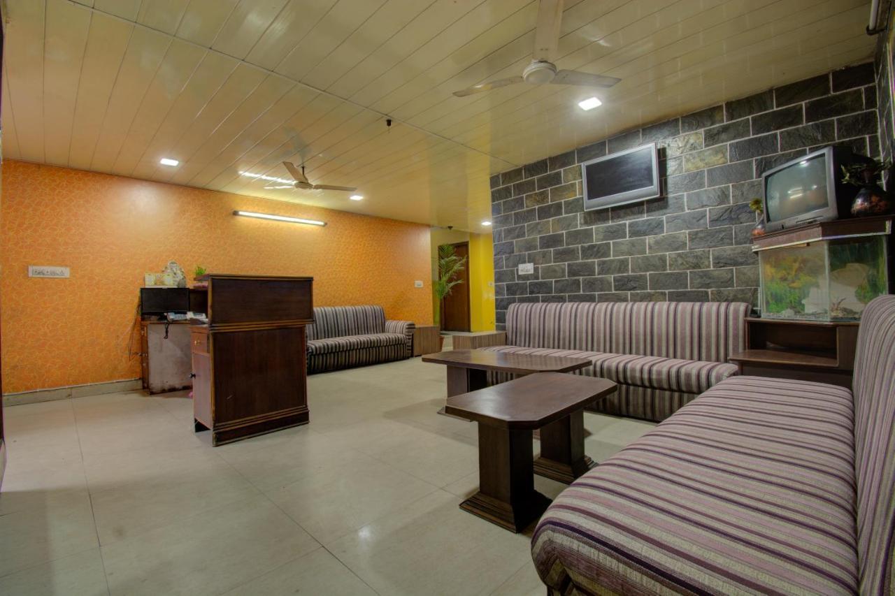 Oyo 16002 Hotel Shaan Dzsaipur Kültér fotó